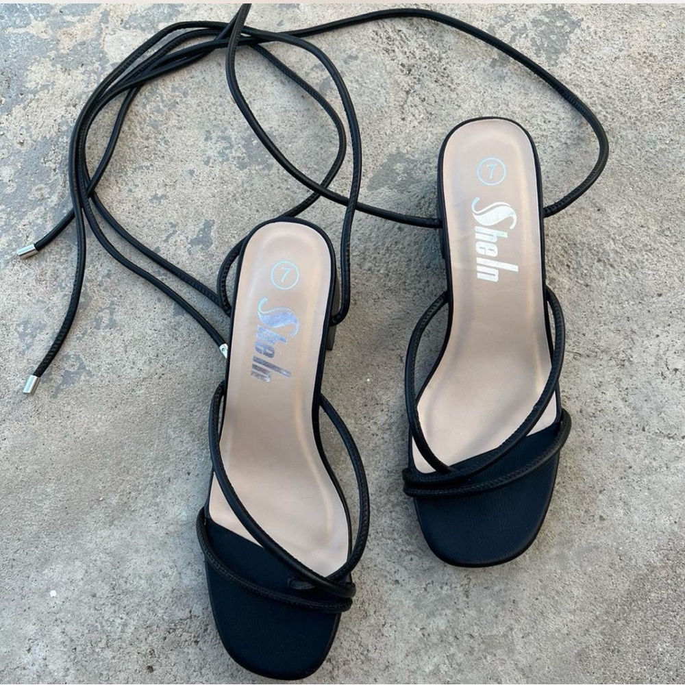 SHEIN Black Strappy Women's Sandals